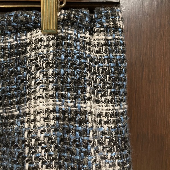 EUC Loft plaid skirt - Picture 6 of 9